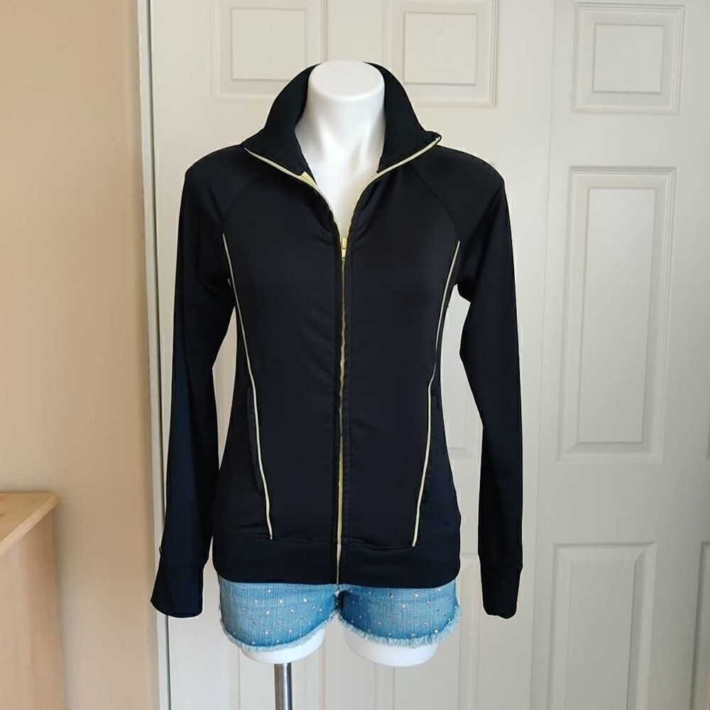 Forever 21 black zip athletic jacket sz M